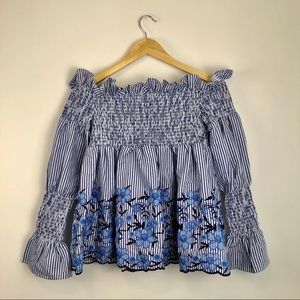 Romeo & Juliet Couture Off Shoulder Floral Top